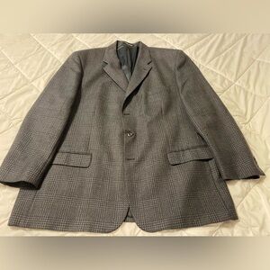 Men’s tweed sport coat, missing 2 buttons, size 52T
